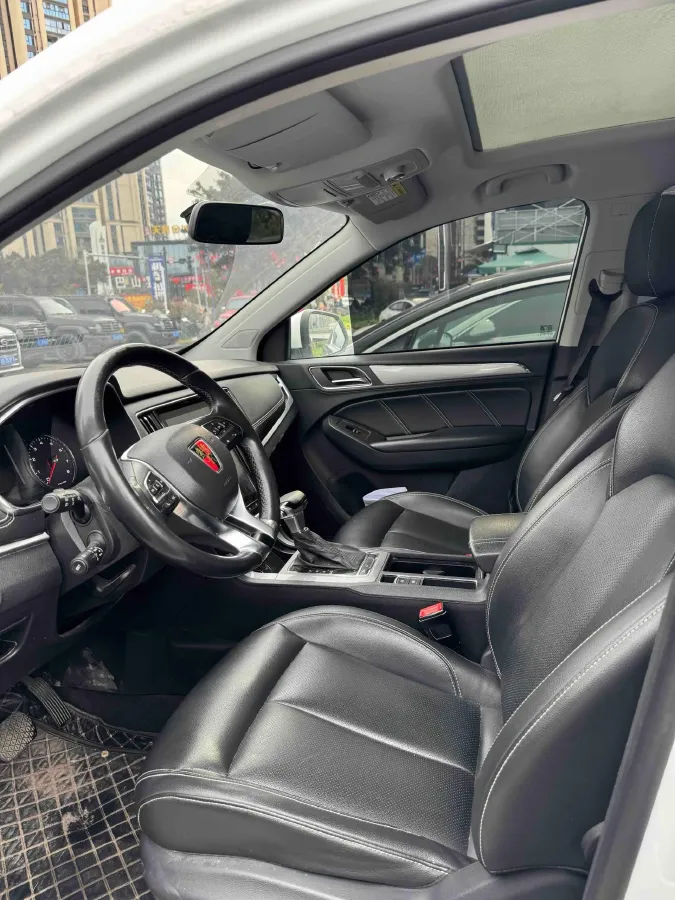 2020 Roewe i6 1.5T 169HP L4 7DCT,autocango,china used car exporter,china ev exporter,chinese used car exporter,chinese used ev exporter