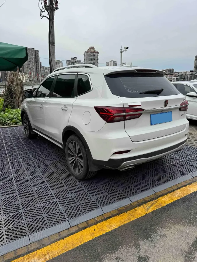 2020 Roewe i6 1.5T 169HP L4 7DCT,autocango,china used car exporter,china ev exporter,chinese used car exporter,chinese used ev exporter