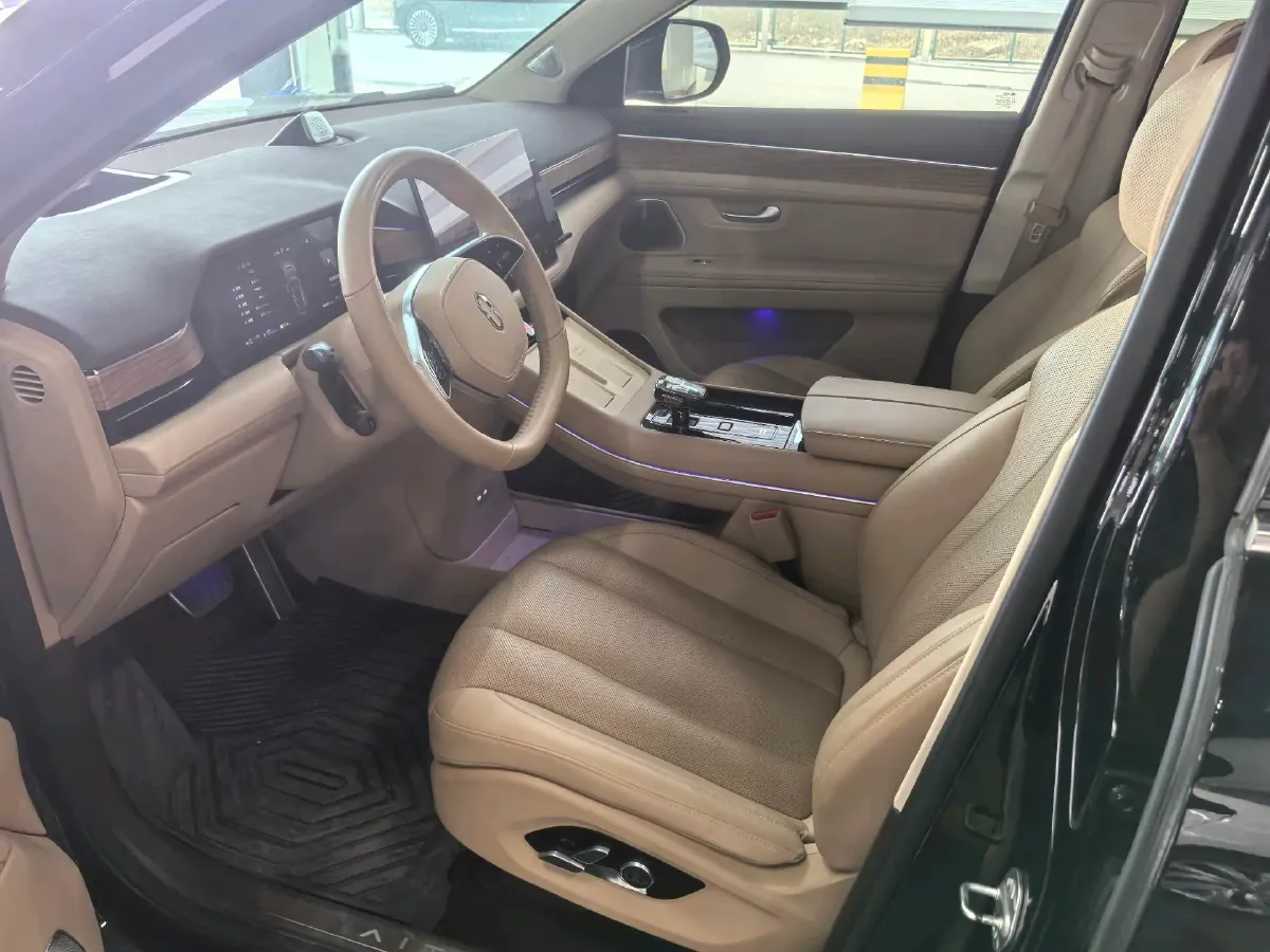 2024 AITO AITO M7 1.5T 152HP L4 REEV 40KWH,autocango,china used car exporter,china ev exporter,chinese used car exporter,chinese used ev exporter