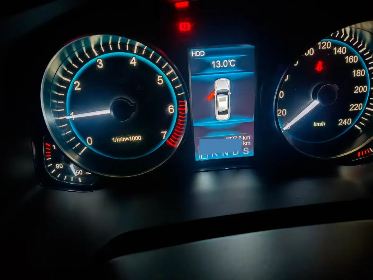 2021 HongQi H7 1.8T 188HP L4 6AT,autocango,china used car exporter,china ev exporter,chinese used car exporter,chinese used ev exporter