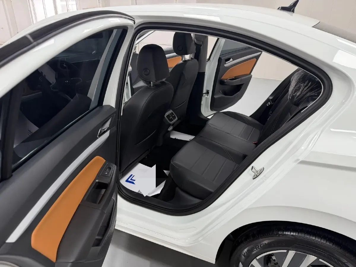 2025 Volkswagen Bora 1.2T 116HP L4 7DCT,autocango,china used car exporter,china ev exporter,chinese used car exporter,chinese used ev exporter