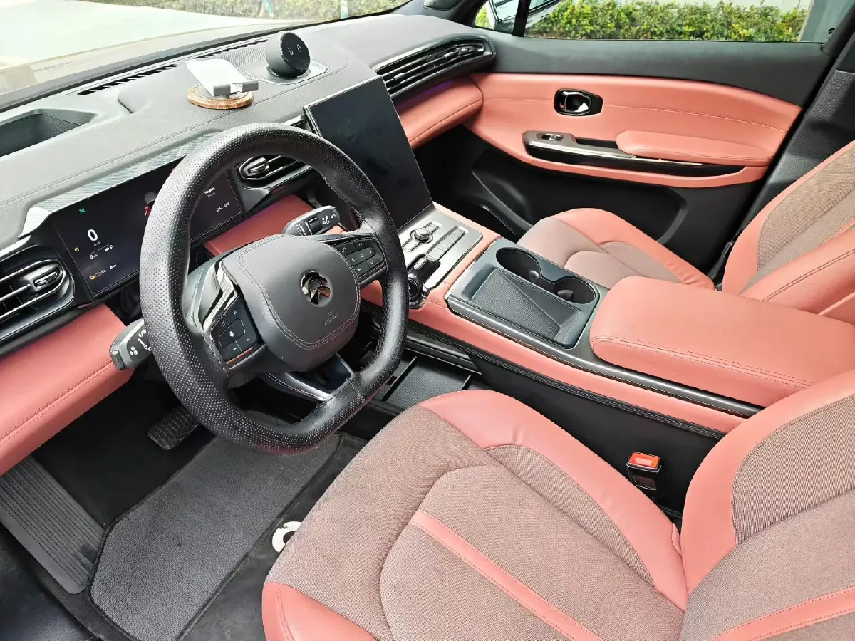 2020 NIO ES6 BEV 70KWH,autocango,china used car exporter,china ev exporter,chinese used car exporter,chinese used ev exporter