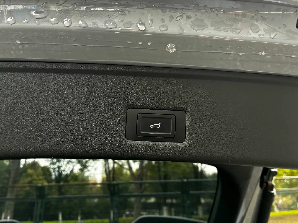 2024 Voyah ZhiYin BEV 79KWH,autocango,china used car exporter,china ev exporter,chinese used car exporter,chinese used ev exporter