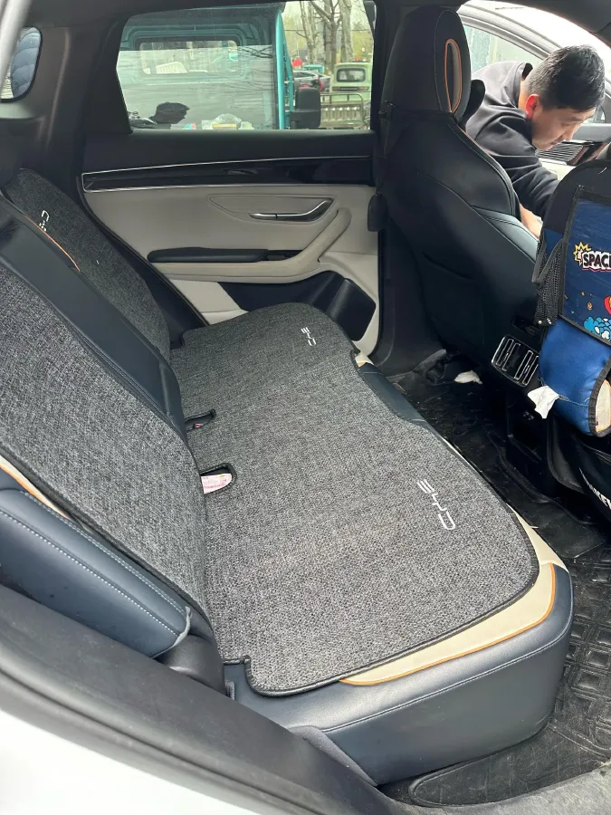 2021 Geely JiaJi 1.5T 177HP L3 7DCT PHEV 11.3KWH,autocango,china used car exporter,china ev exporter,chinese used car exporter,chinese used ev exporter