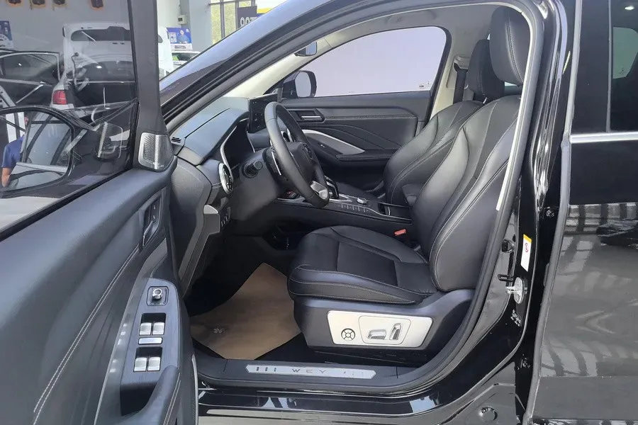 2020 WEY VV6 2.0T 227HP L4 7DCT,autocango,china used car exporter,china ev exporter,chinese used car exporter,chinese used ev exporter