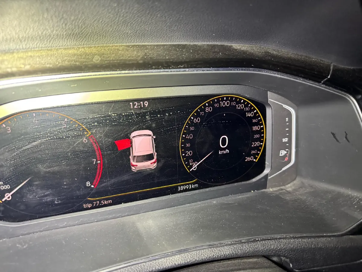 2022 Volkswagen T-Roc 1.4T 150HP L4 7DCT,autocango,china used car exporter,china ev exporter,chinese used car exporter,chinese used ev exporter