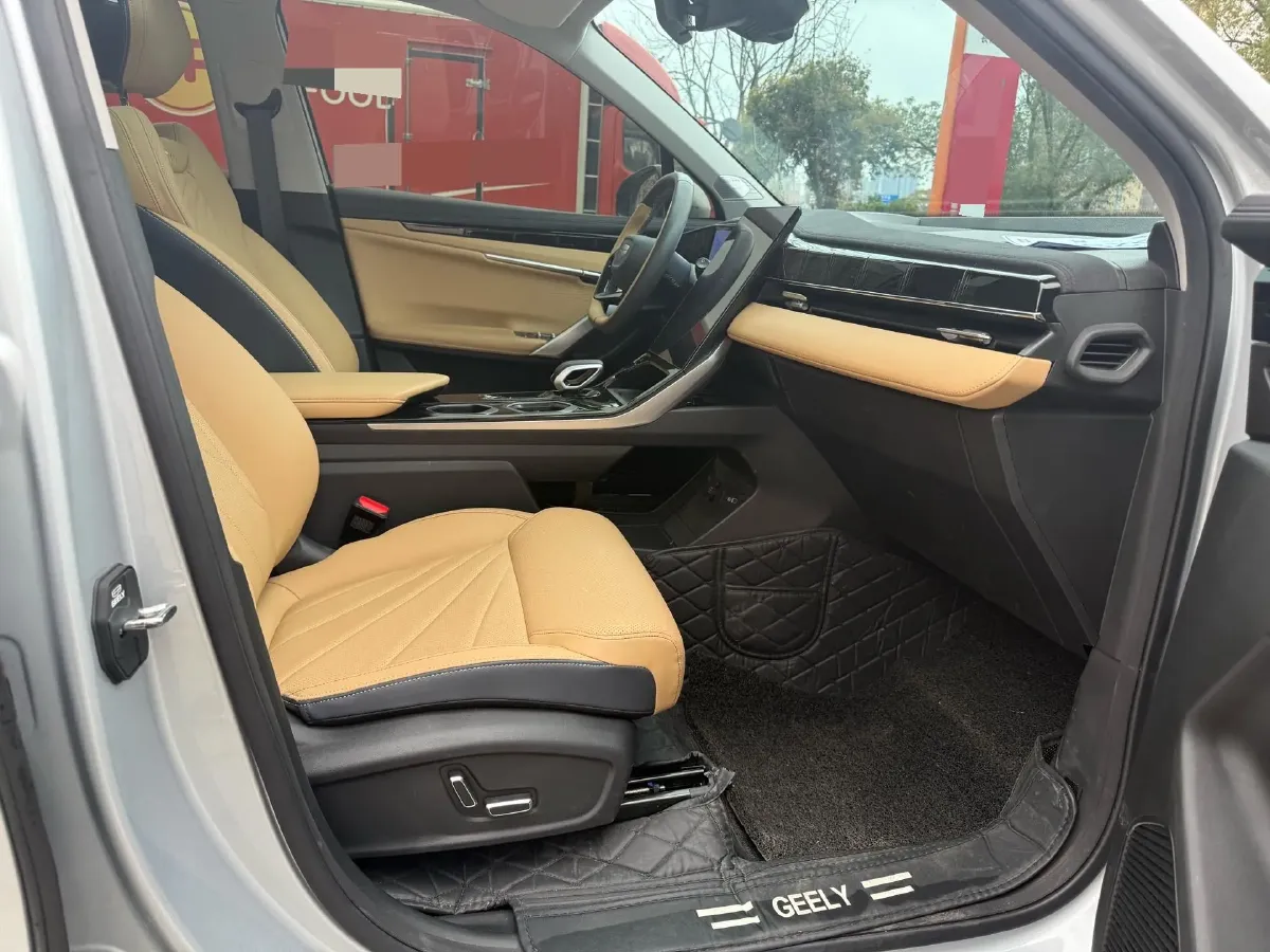 2023 Geely StarRay 1.5T 181HP L4 7DCT,autocango,china used car exporter,china ev exporter,chinese used car exporter,chinese used ev exporter