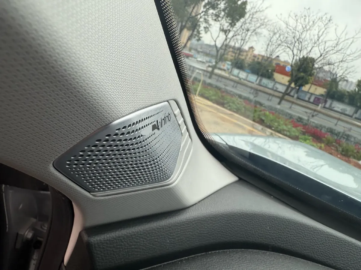 2023 Geely StarRay 1.5T 181HP L4 7DCT,autocango,china used car exporter,china ev exporter,chinese used car exporter,chinese used ev exporter