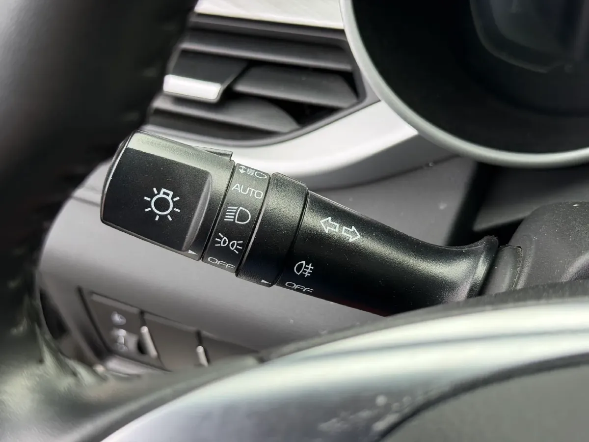 2020 Geely Emgrand 1.5L 109HP L4 CVT,autocango,china used car exporter,china ev exporter,chinese used car exporter,chinese used ev exporter