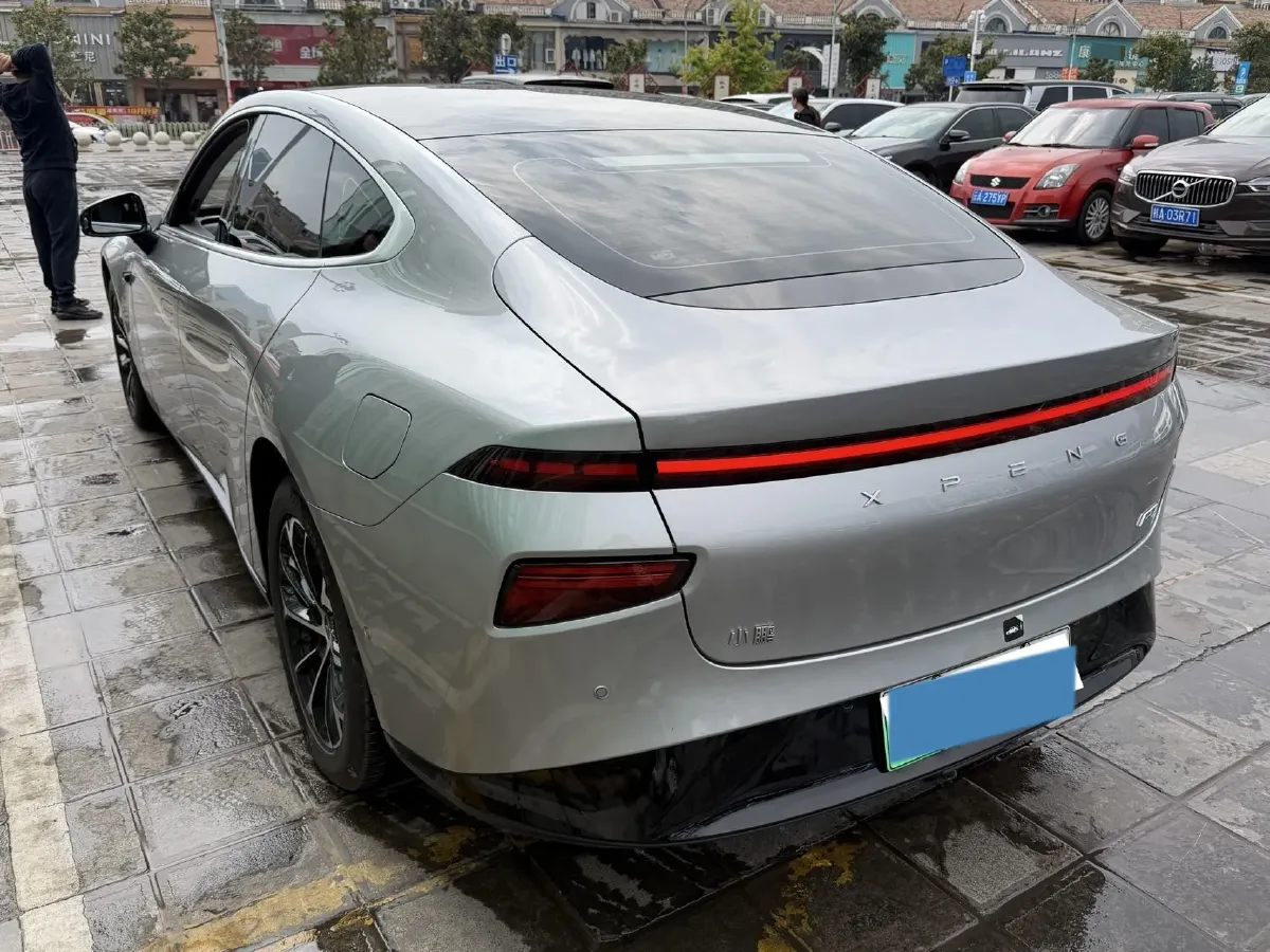 2023 Xpeng P7 BEV 70.8KWH,autocango,china used car exporter,china ev exporter,chinese used car exporter,chinese used ev exporter