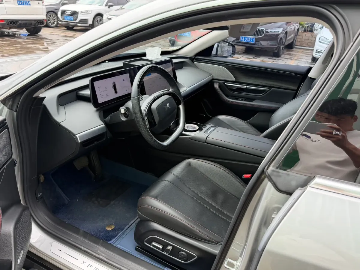 2023 Xpeng P7 BEV 70.8KWH,autocango,china used car exporter,china ev exporter,chinese used car exporter,chinese used ev exporter