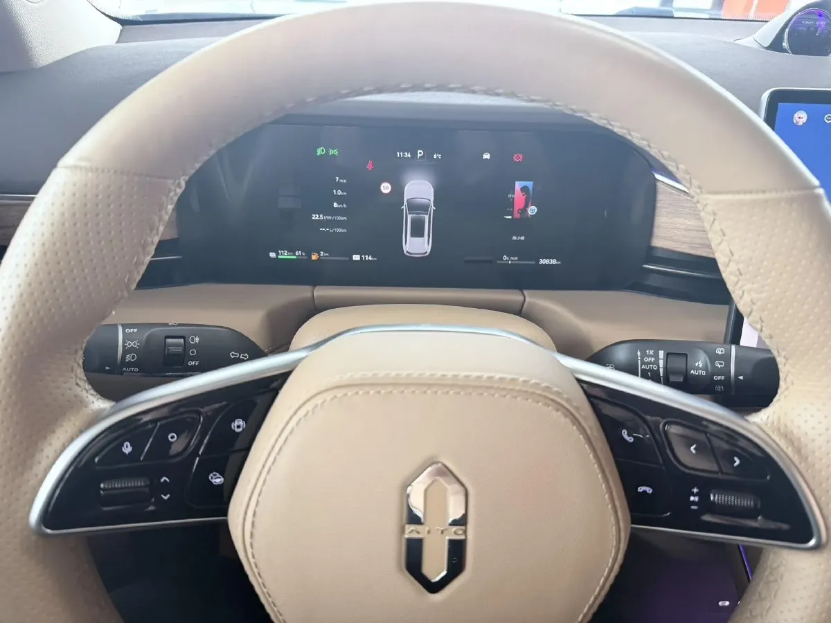 2024 AITO AITO M7 1.5T 152HP L4 REEV 42KWH,autocango,china used car exporter,china ev exporter,chinese used car exporter,chinese used ev exporter