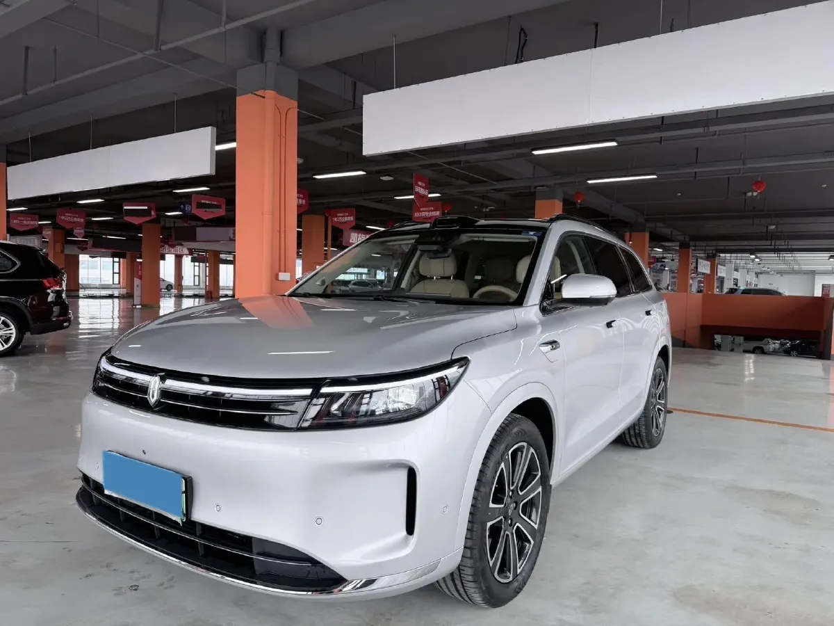 2024 AITO AITO M7 1.5T 152HP L4 REEV 42KWH,autocango,china used car exporter,china ev exporter,chinese used car exporter,chinese used ev exporter