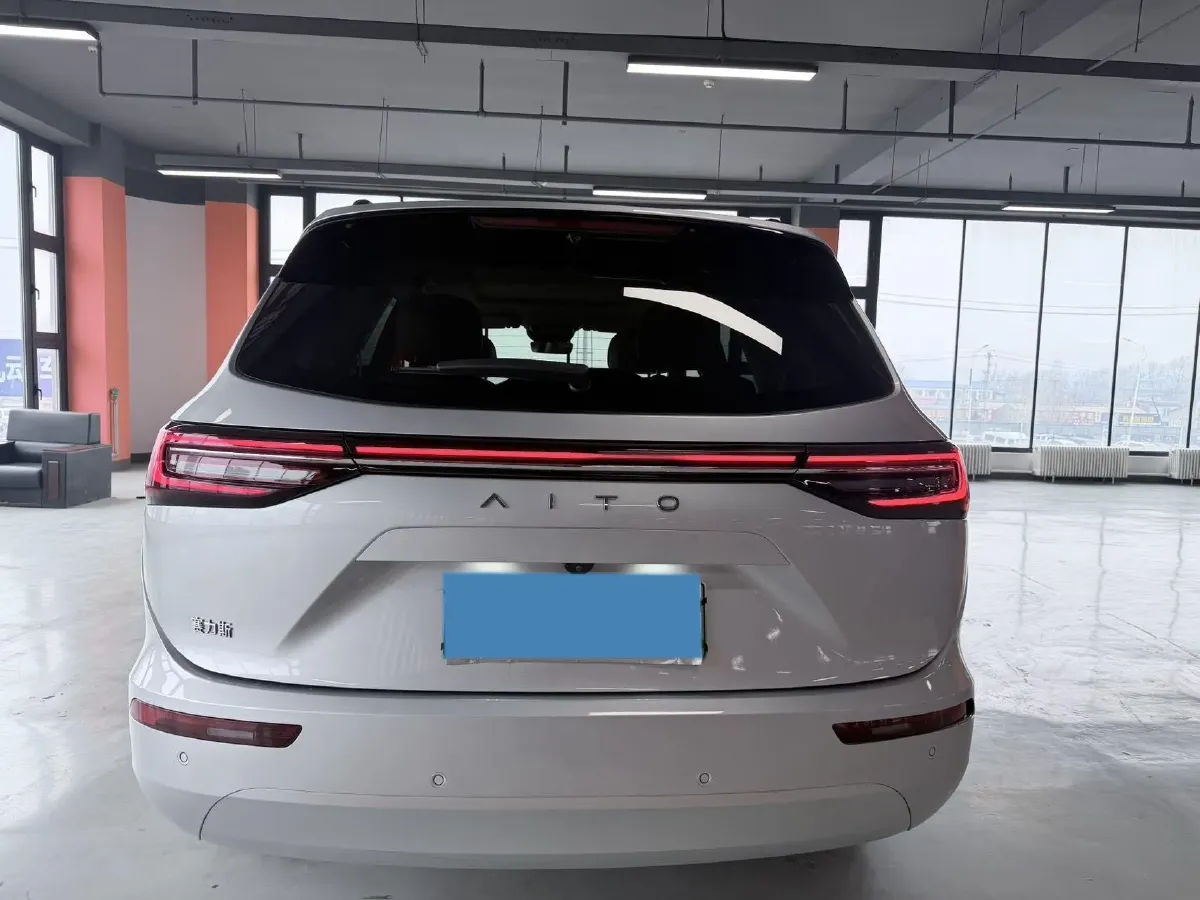 2024 AITO AITO M7 1.5T 152HP L4 REEV 42KWH,autocango,china used car exporter,china ev exporter,chinese used car exporter,chinese used ev exporter