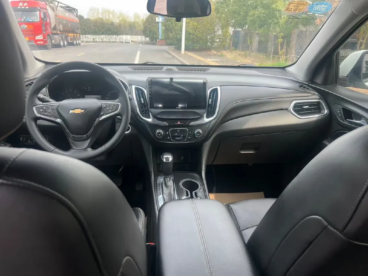 2019 Chevrolet Equinox 1.5T 169HP L4 6AT,autocango,china used car exporter,china ev exporter,chinese used car exporter,chinese used ev exporter