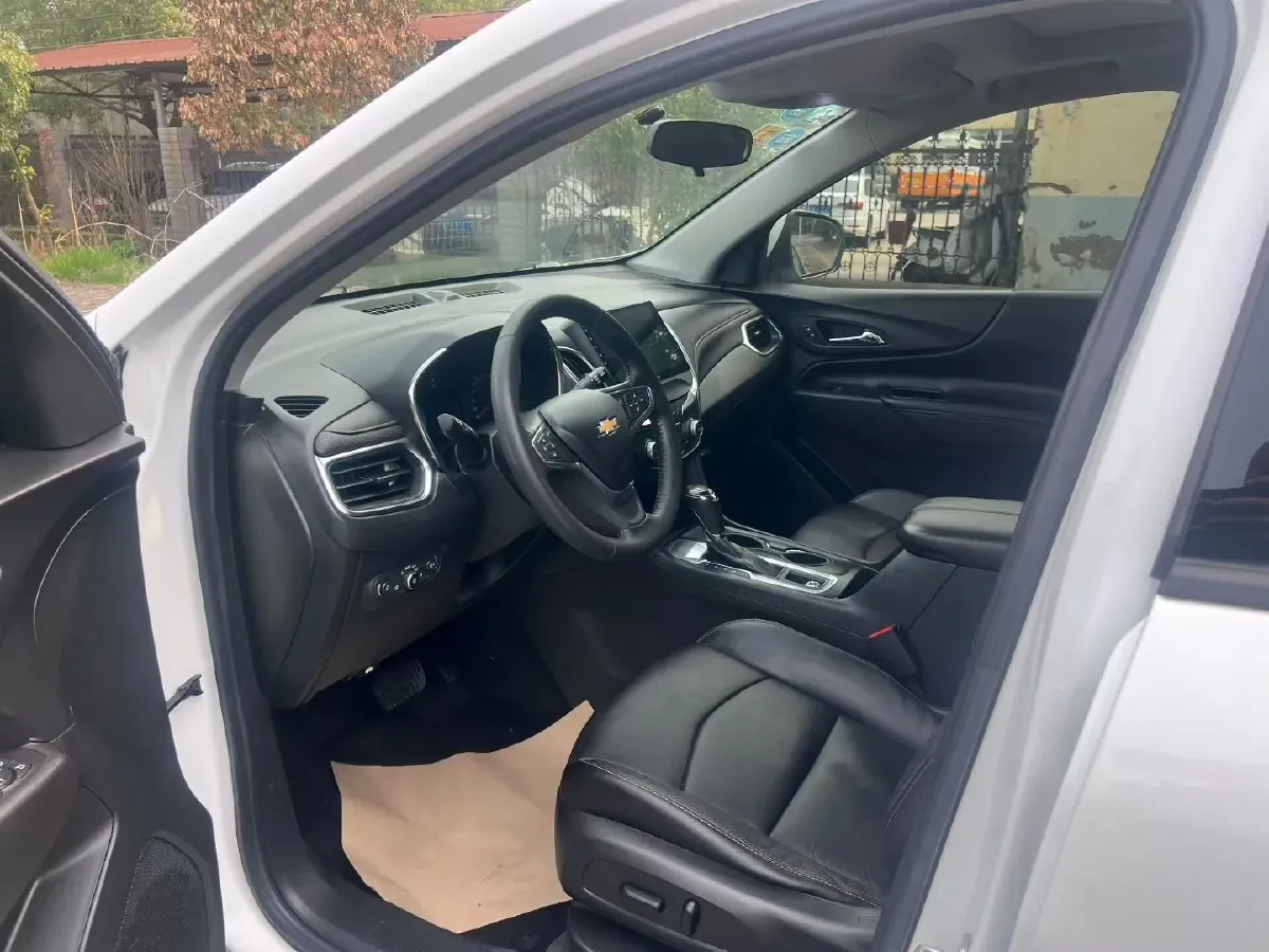 2019 Chevrolet Equinox 1.5T 169HP L4 6AT,autocango,china used car exporter,china ev exporter,chinese used car exporter,chinese used ev exporter