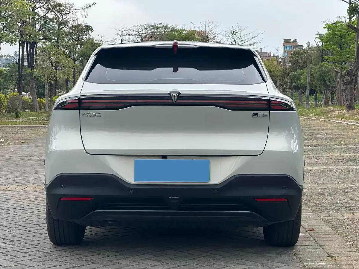 2025 ChangAn QiYuan A07 REEV 95HP REEV 28.4KWH,autocango,china used car exporter,china ev exporter,chinese used car exporter,chinese used ev exporter