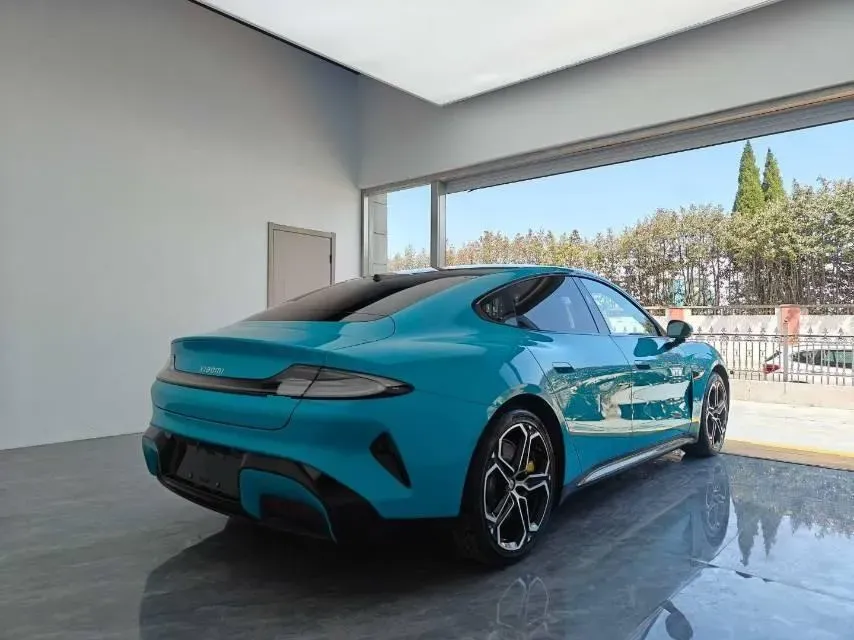 2024 MI SU7 BEV 94.3KWH,autocango,china used car exporter,china ev exporter,chinese used car exporter,chinese used ev exporter