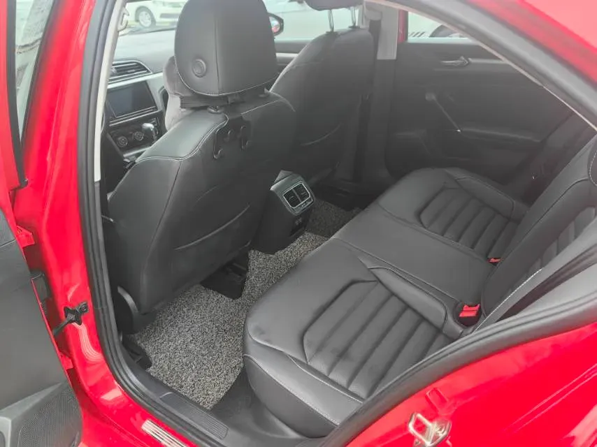 2019 Volkswagen Passat 1.4T 150HP L4 7DCT,autocango,china used car exporter,china ev exporter,chinese used car exporter,chinese used ev exporter