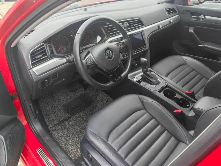 2019 Volkswagen Passat 1.4T 150HP L4 7DCT,autocango,china used car exporter,china ev exporter,chinese used car exporter,chinese used ev exporter