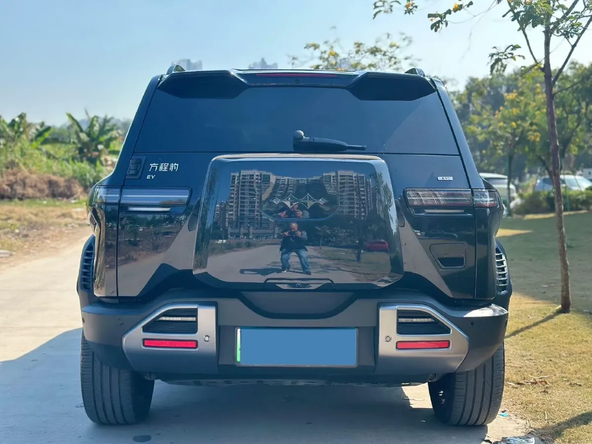 2025 FangChengBao Tai 3 BEV,autocango,china used car exporter,china ev exporter,chinese used car exporter,chinese used ev exporter