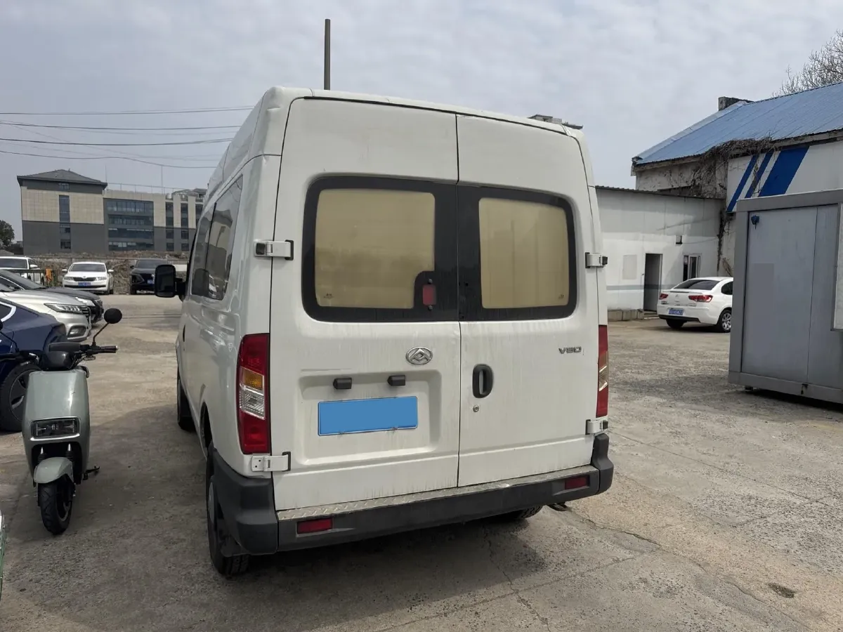 2020 MAXUS XinTu V80 2.5T 136HP L4 6MT,autocango,china used car exporter,china ev exporter,chinese used car exporter,chinese used ev exporter