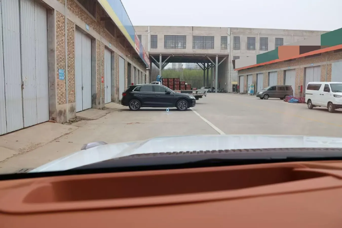 2023 YangWang U8 2.0T 272HP L4 REEV 49.05KWH,autocango,china used car exporter,china ev exporter,chinese used car exporter,chinese used ev exporter