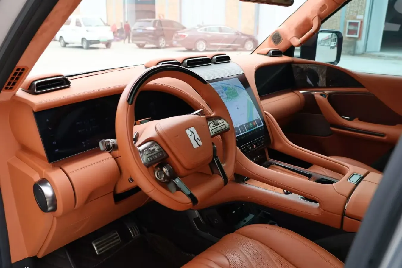 2023 YangWang U8 2.0T 272HP L4 REEV 49.05KWH,autocango,china used car exporter,china ev exporter,chinese used car exporter,chinese used ev exporter