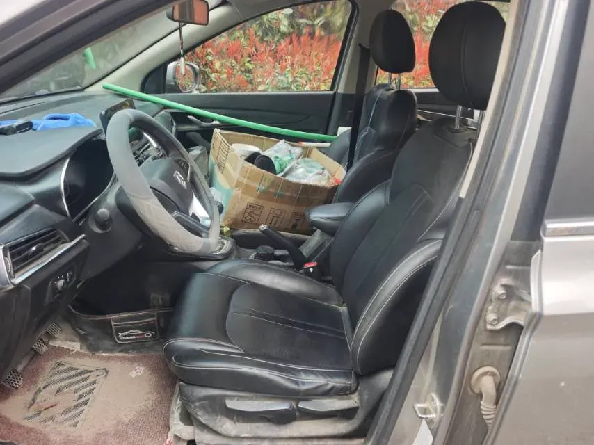 2018 BaoJun 360 1.5L 112HP L4 6MT,autocango,china used car exporter,china ev exporter,chinese used car exporter,chinese used ev exporter