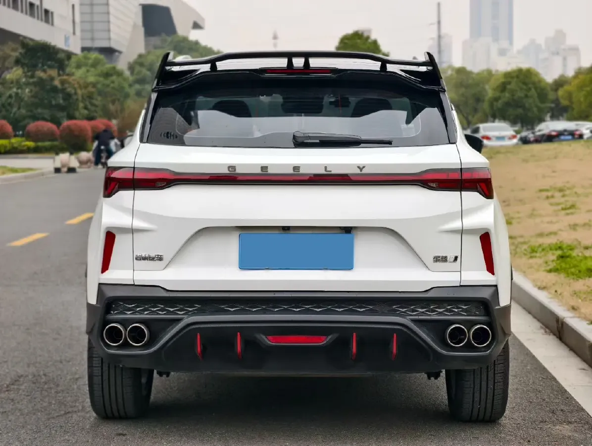 2022 Geely Coolray 1.5T 181HP L4 7DCT,autocango,china used car exporter,china ev exporter,chinese used car exporter,chinese used ev exporter