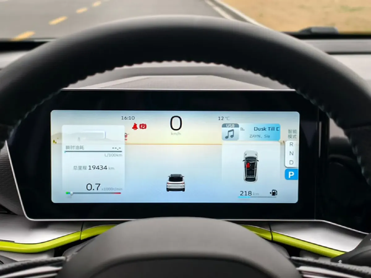 2022 Geely Coolray 1.5T 181HP L4 7DCT,autocango,china used car exporter,china ev exporter,chinese used car exporter,chinese used ev exporter