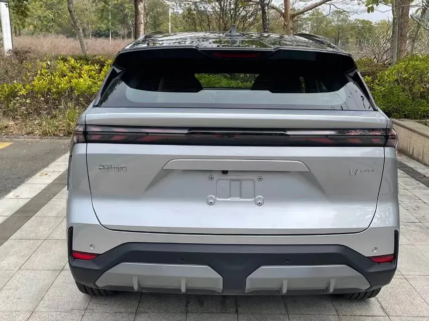 2025 Geely Galaxy L7 1.5L 112HP L4 1DHT PHEV 18.4KWH,autocango,china used car exporter,china ev exporter,chinese used car exporter,chinese used ev exporter