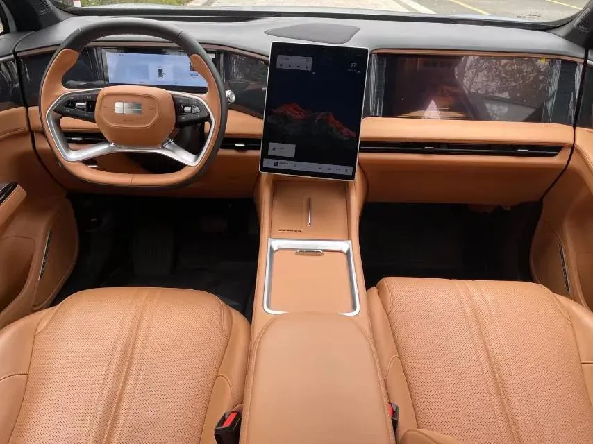 2025 Geely Galaxy L7 1.5L 112HP L4 1DHT PHEV 18.4KWH,autocango,china used car exporter,china ev exporter,chinese used car exporter,chinese used ev exporter