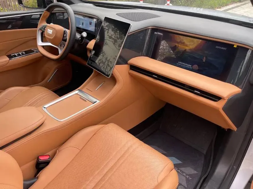 2025 Geely Galaxy L7 1.5L 112HP L4 1DHT PHEV 18.4KWH,autocango,china used car exporter,china ev exporter,chinese used car exporter,chinese used ev exporter