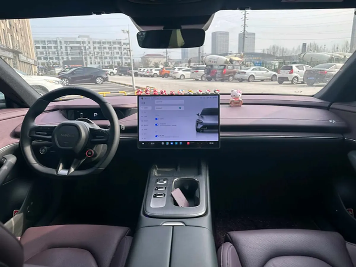 2024 MI SU7 BEV 73.6KWH,autocango,china used car exporter,china ev exporter,chinese used car exporter,chinese used ev exporter