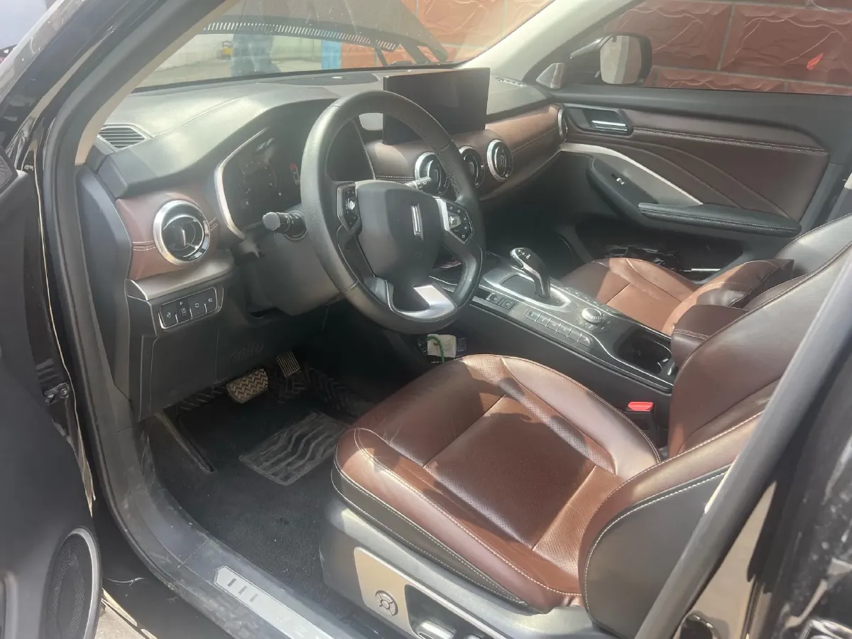 2020 WEY VV6 2.0T 227HP L4 7DCT,autocango,china used car exporter,china ev exporter,chinese used car exporter,chinese used ev exporter