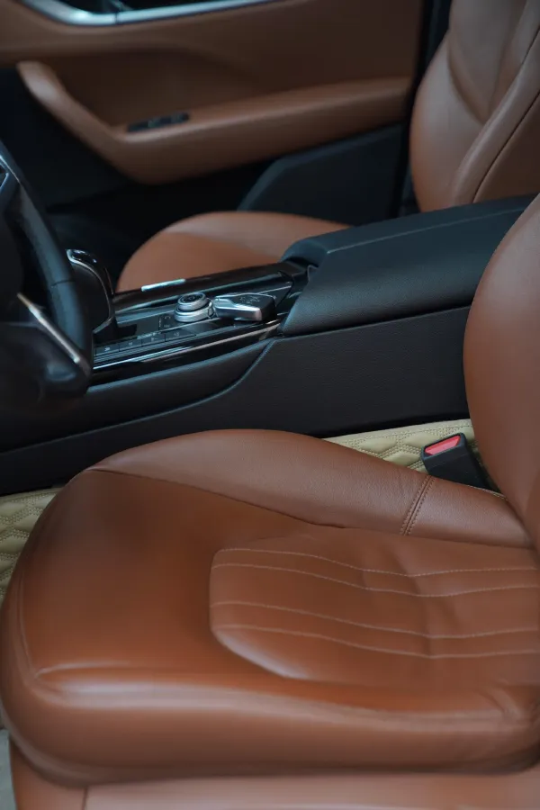 2018 Maserati Levante 3.0T 350HP V6 8AT,autocango,china used car exporter,china ev exporter,chinese used car exporter,chinese used ev exporter