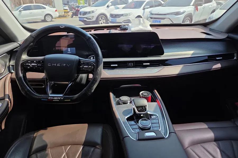 2024 Chery Tiggo 8 PRO 2.0T 254HP L4 7DCT,autocango,china used car exporter,china ev exporter,chinese used car exporter,chinese used ev exporter