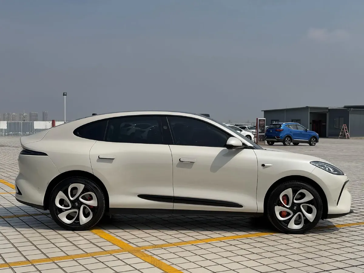 2023 IM LS6 BEV 90KWH,autocango,china used car exporter,china ev exporter,chinese used car exporter,chinese used ev exporter
