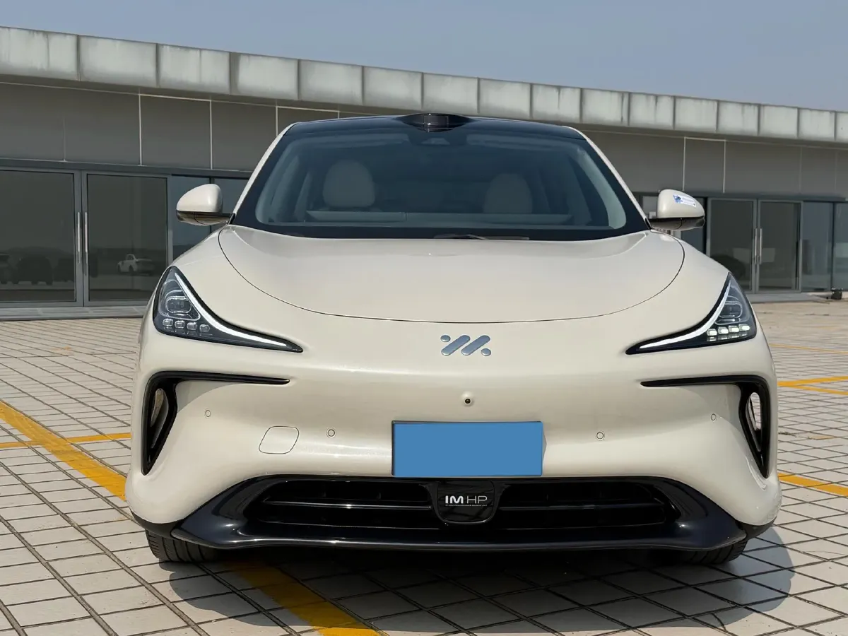 2023 IM LS6 BEV 90KWH,autocango,china used car exporter,china ev exporter,chinese used car exporter,chinese used ev exporter