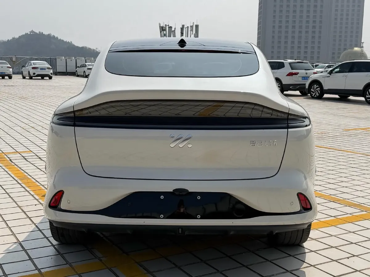 2023 IM LS6 BEV 90KWH,autocango,china used car exporter,china ev exporter,chinese used car exporter,chinese used ev exporter