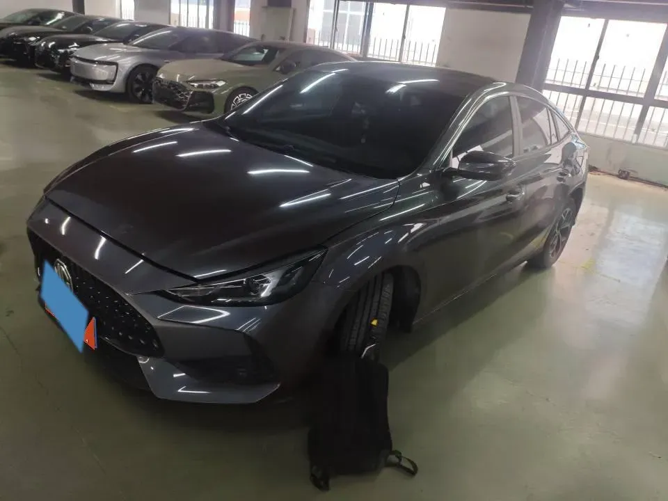2023 MG 5 1.5L 129HP L4 5MT,autocango,china used car exporter,china ev exporter,chinese used car exporter,chinese used ev exporter