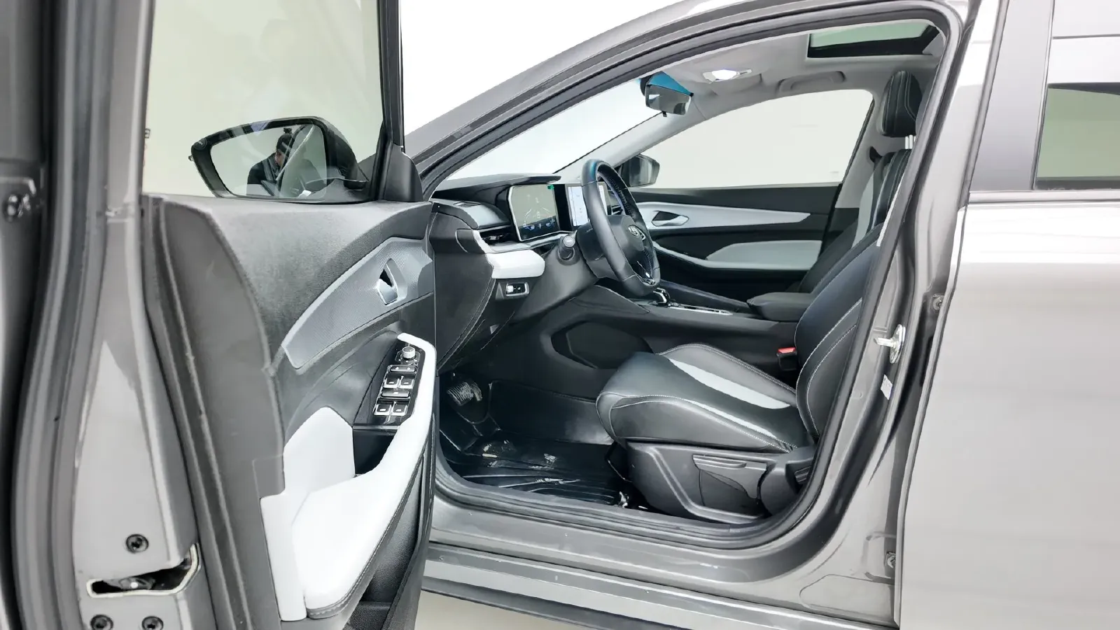 2024 Geely Binray 1.5T 181HP L4 7DCT,autocango,china used car exporter,china ev exporter,chinese used car exporter,chinese used ev exporter