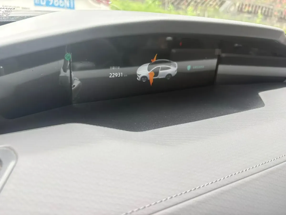 2022 ChangAn UNI-V 1.5T 188HP L4 7DCT,autocango,china used car exporter,china ev exporter,chinese used car exporter,chinese used ev exporter