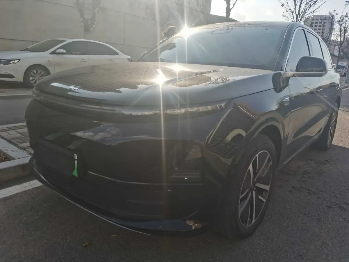 2024 Li L6 Range Extended 154HP L4 REEV 36.8KWH,autocango,china used car exporter,china ev exporter,chinese used car exporter,chinese used ev exporter