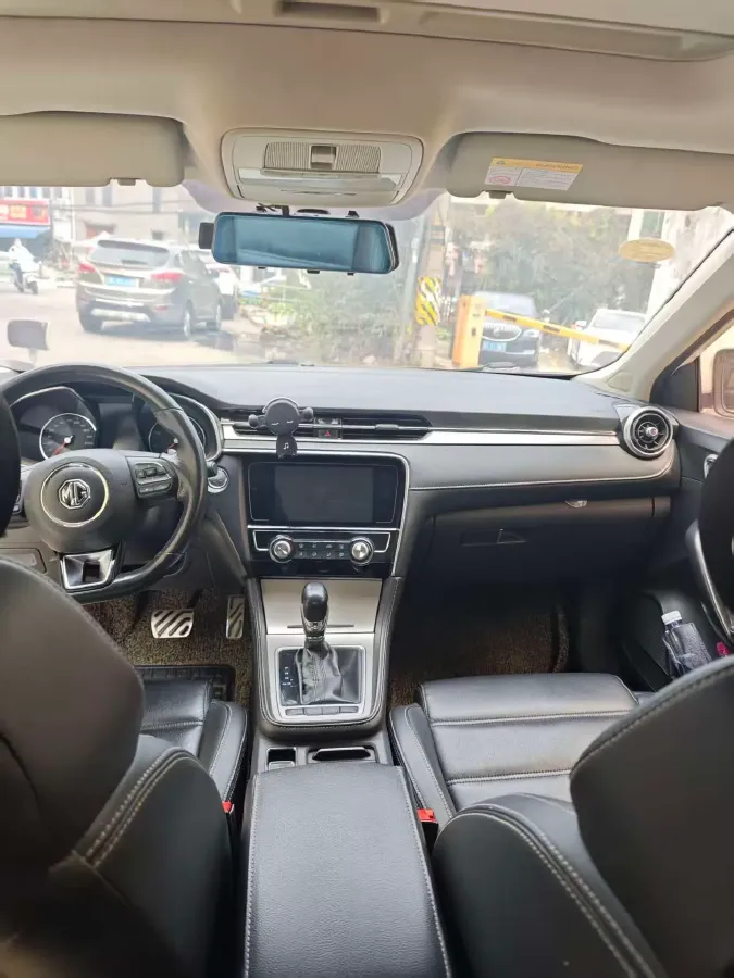 2018 MG MG6 1.5T 169HP L4 7DCT,autocango,china used car exporter,china ev exporter,chinese used car exporter,chinese used ev exporter