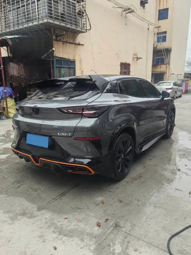 2022 ChangAn UNI-T 1.5T 188HP L4 7DCT,autocango,china used car exporter,china ev exporter,chinese used car exporter,chinese used ev exporter
