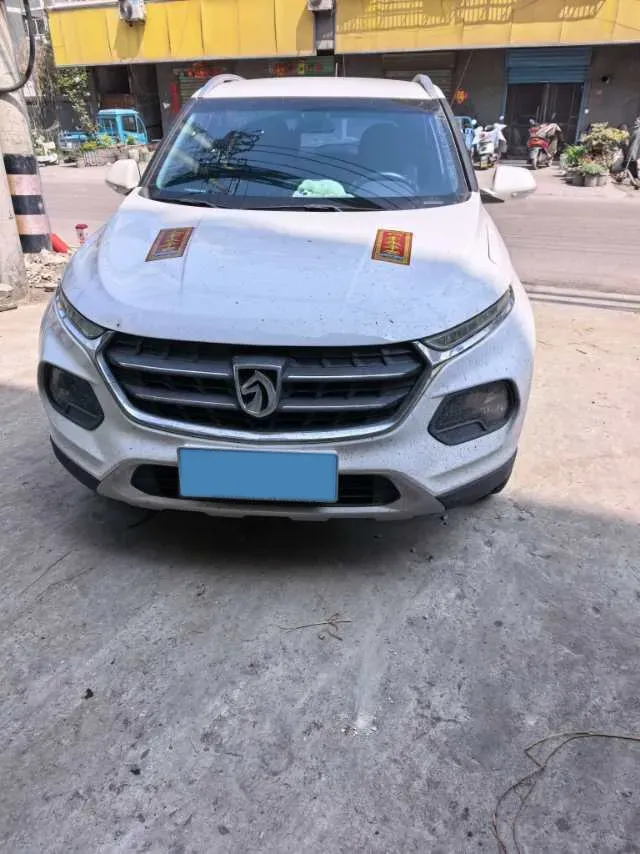 2017 BaoJun 510 1.5L 112HP L4 6MT,autocango,china used car exporter,china ev exporter,chinese used car exporter,chinese used ev exporter