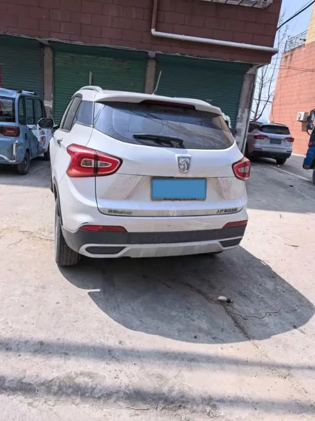 2017 BaoJun 510 1.5L 112HP L4 6MT,autocango,china used car exporter,china ev exporter,chinese used car exporter,chinese used ev exporter