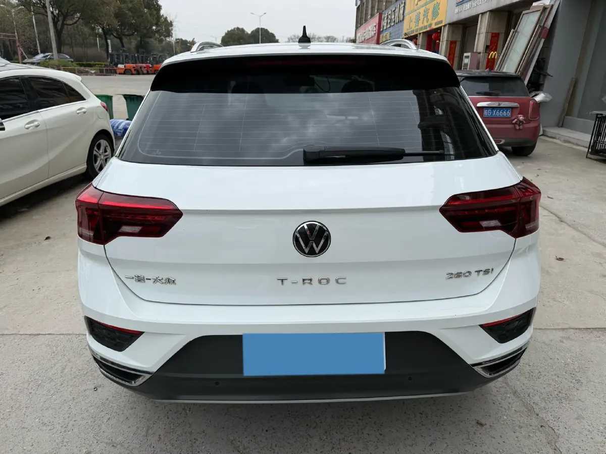 2022 Volkswagen T-Roc 1.4T 150HP L4 7DCT,autocango,china used car exporter,china ev exporter,chinese used car exporter,chinese used ev exporter